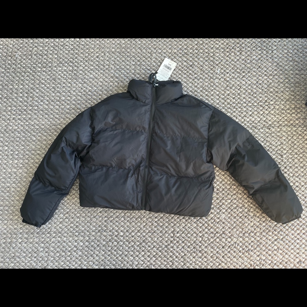 Black Fabletics Cropped black puffer jacket